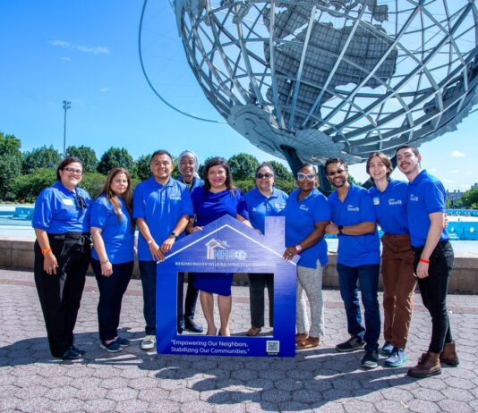 Як працює консультаційне агентство Neighborhood Housing Services of Queens