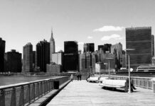 Gantry Plaza State Park
