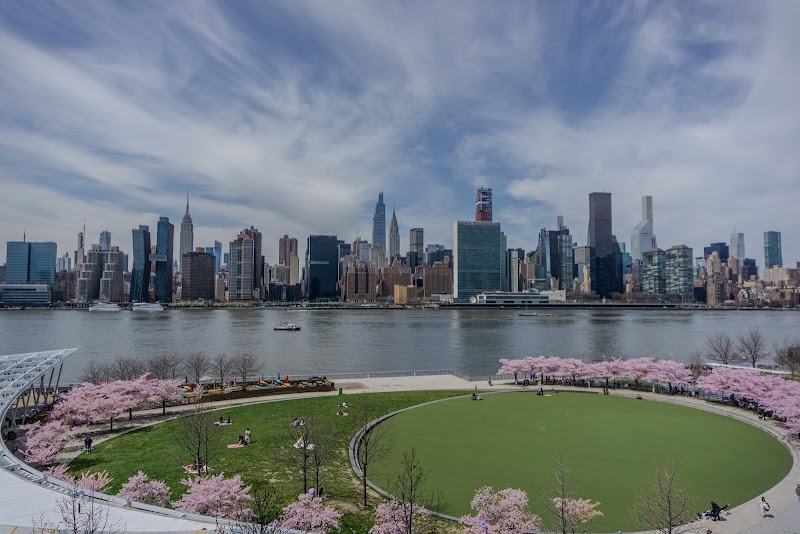 Hunter's Point South Park